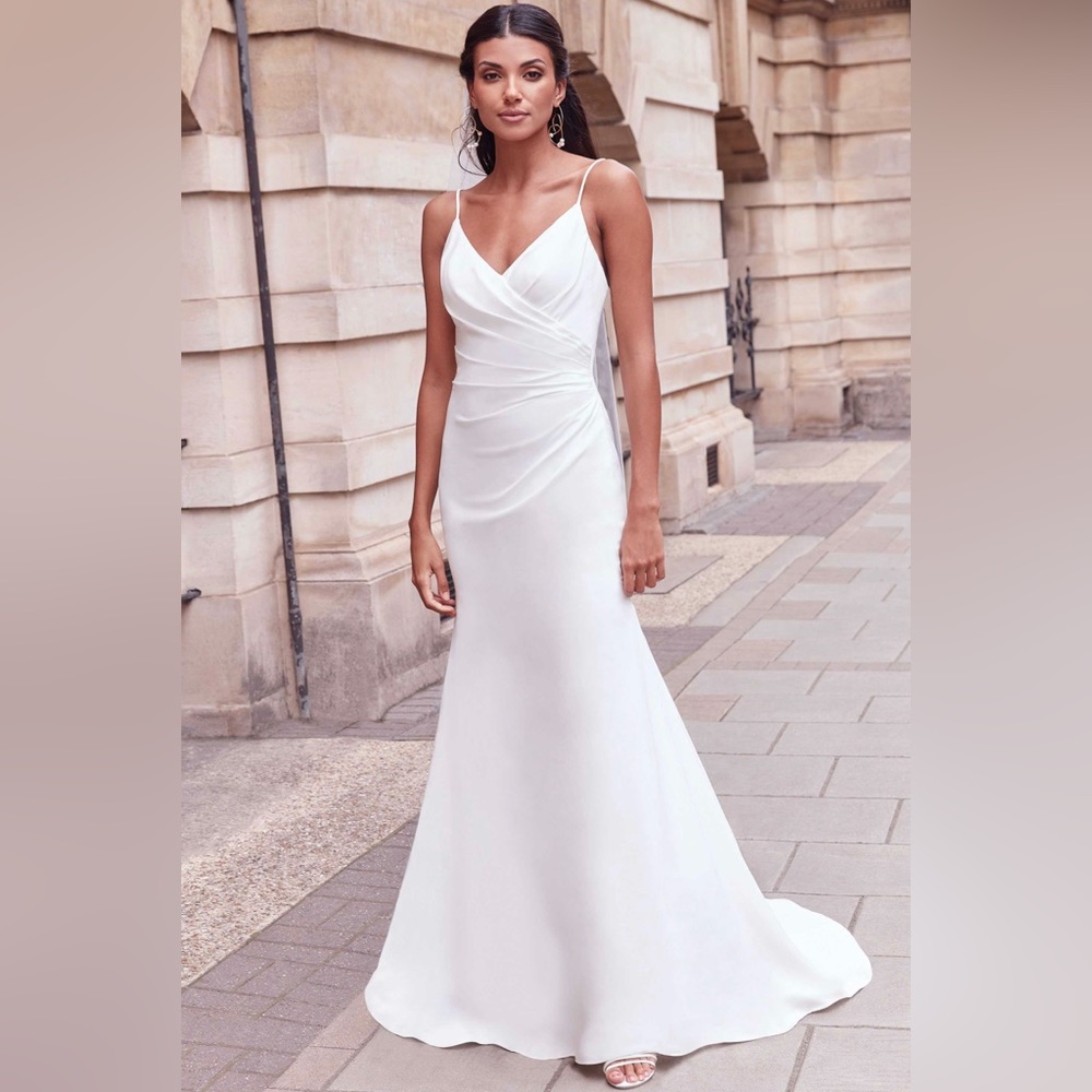 Adore by Justin Alexander Wedding Dress